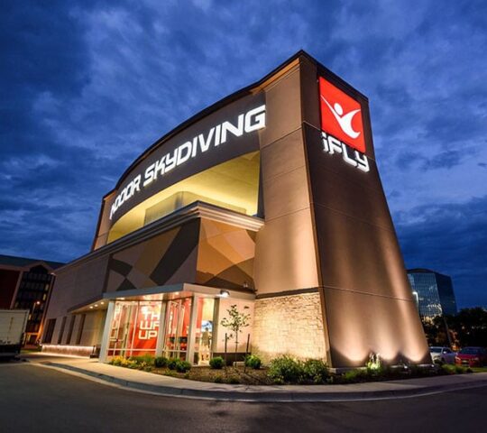 iFLY Indoor Skydiving – Kansas City